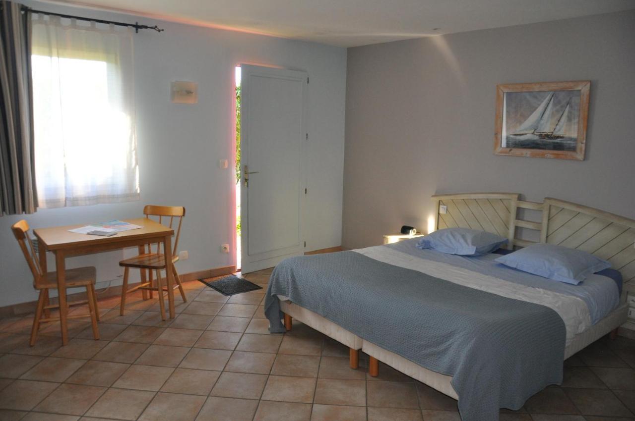 Chambre D'Hotes De L'Estuaire La Riviere-Saint-Sauveur Exterior photo